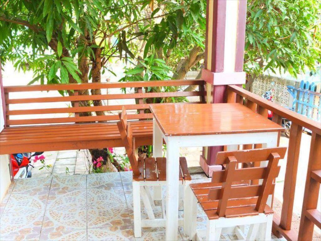 Kanchanaporn Resort Ko Lan Bagian luar foto
