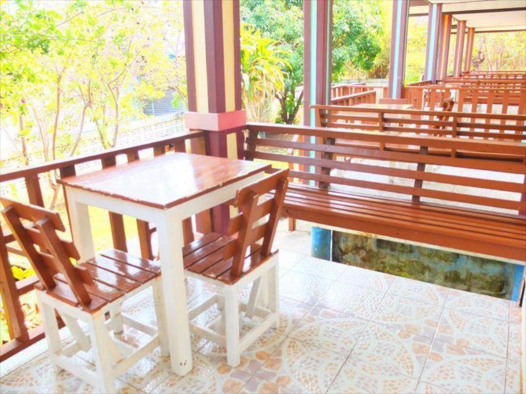 Kanchanaporn Resort Ko Lan Bagian luar foto