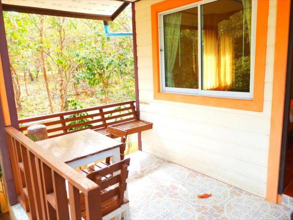 Kanchanaporn Resort Ko Lan Bagian luar foto