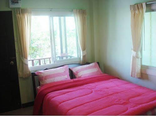 Kanchanaporn Resort Ko Lan Bagian luar foto