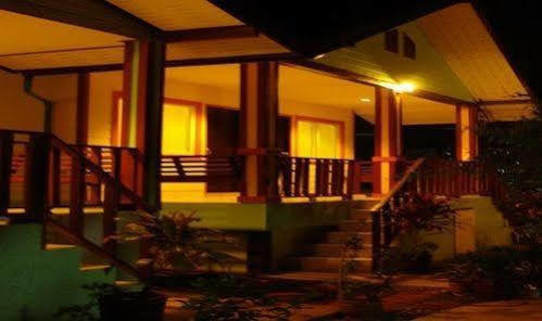 Kanchanaporn Resort Ko Lan Bagian luar foto